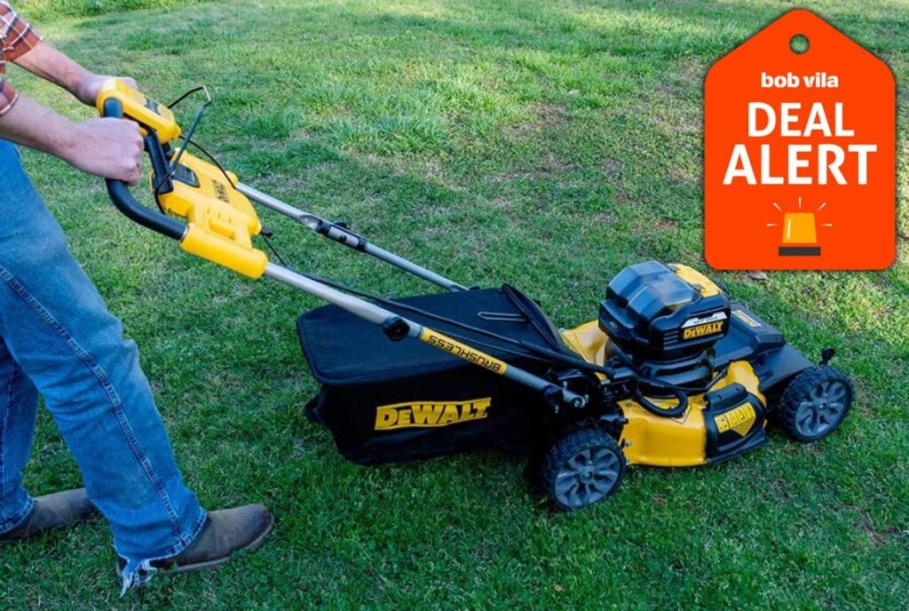DeWalt's 21-Inch Mower Just Dropped $150 at Ace